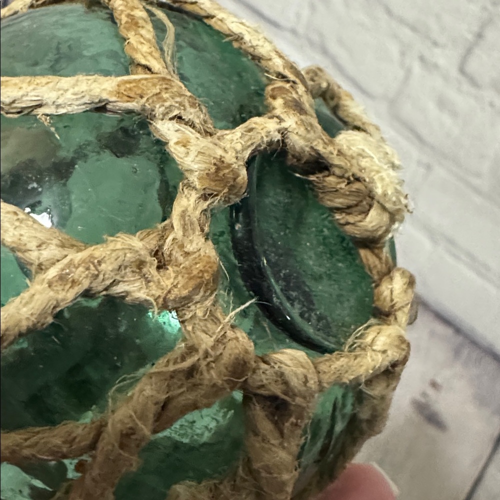 VTG 3.25” Green Glass Fishing Float with Rope Netting original -coastal rustic - Picture 6 of 7